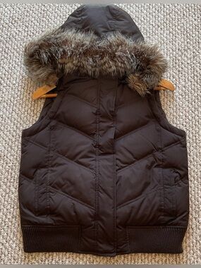 VINTAGE GAP Puffer Vest with Detachable Hood - Size Small, Circa early 2000’s